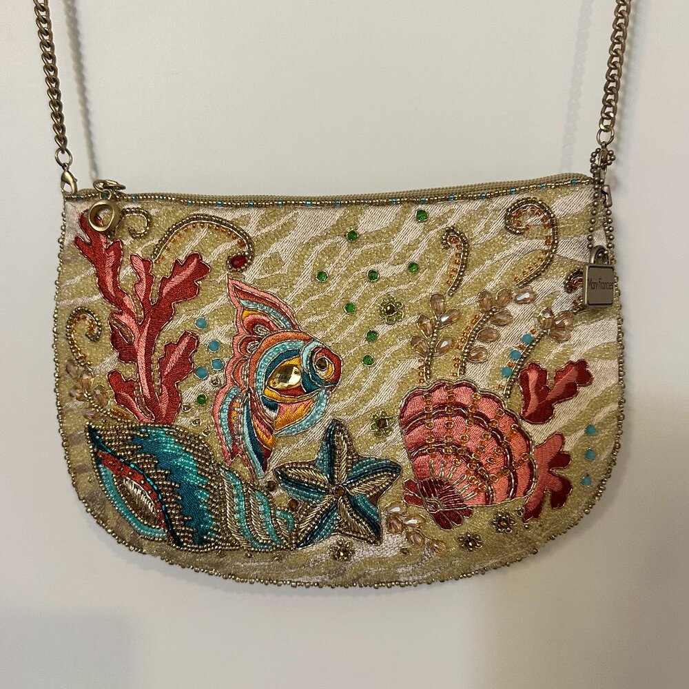 🎀Mary Frances Down Under Beaded Seashell Crossbody Clutch | Gold